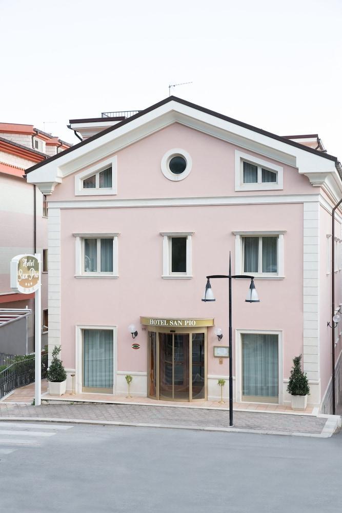 Hotel San Pio San Giovanni Rotondo Esterno foto