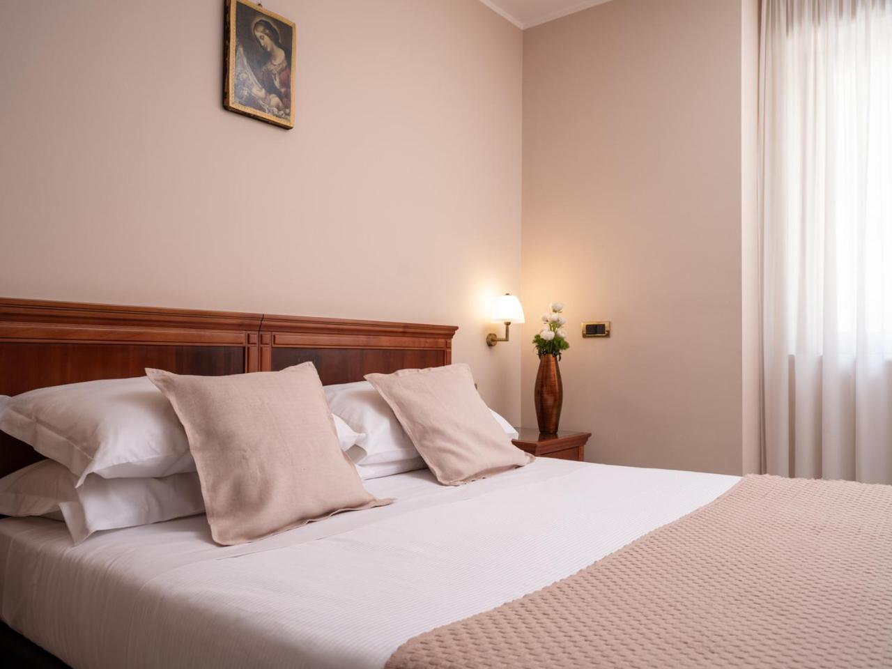 Hotel San Pio San Giovanni Rotondo Esterno foto
