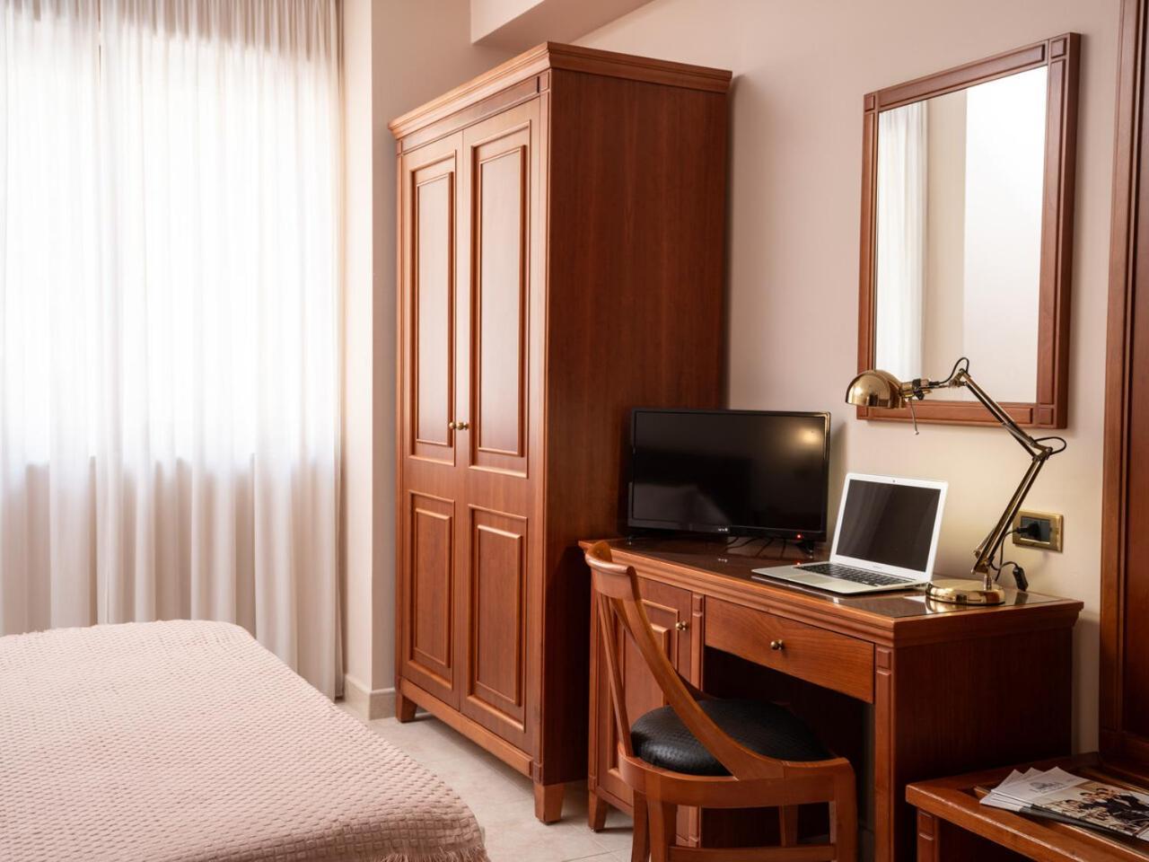 Hotel San Pio San Giovanni Rotondo Esterno foto