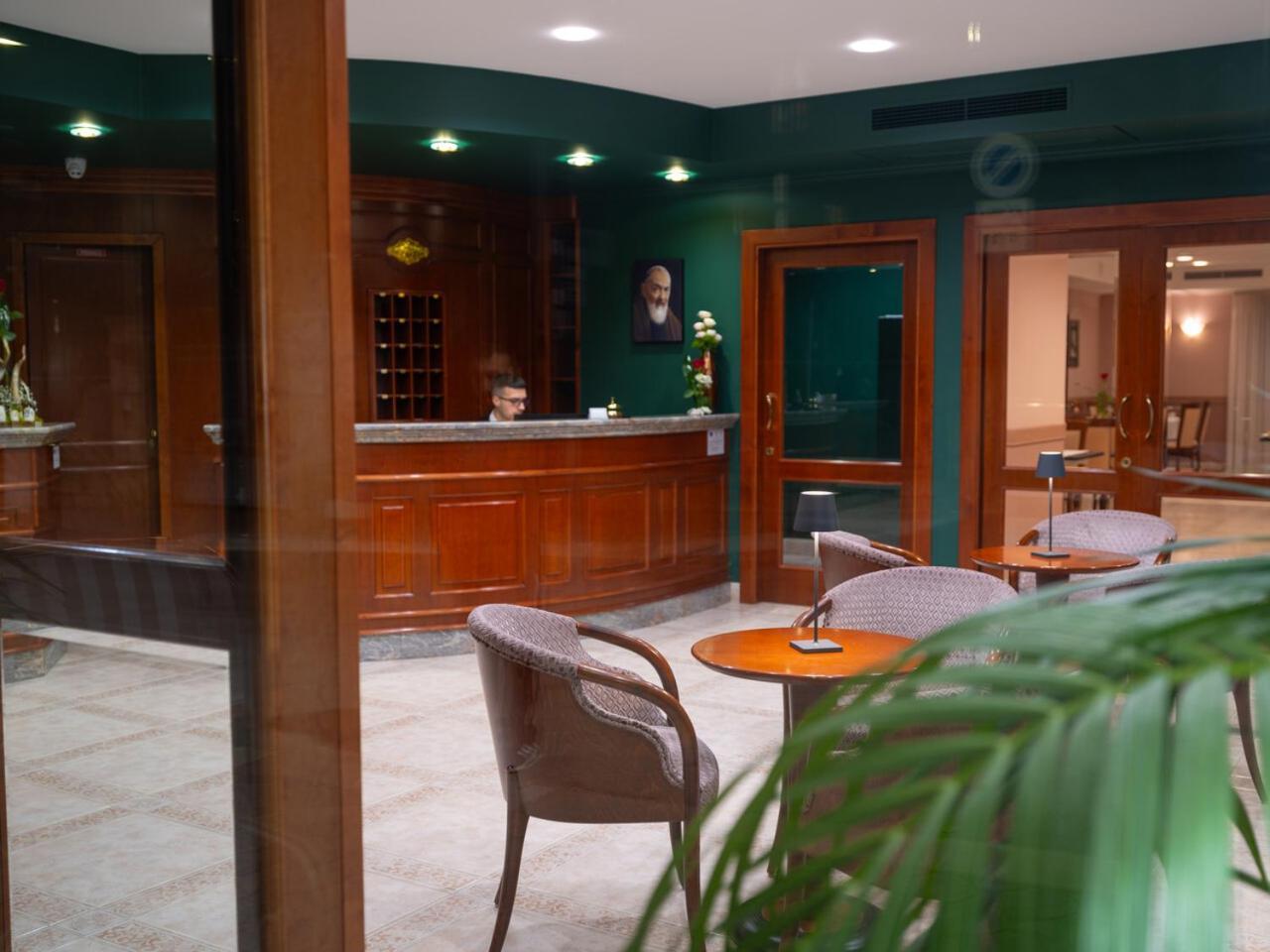 Hotel San Pio San Giovanni Rotondo Esterno foto