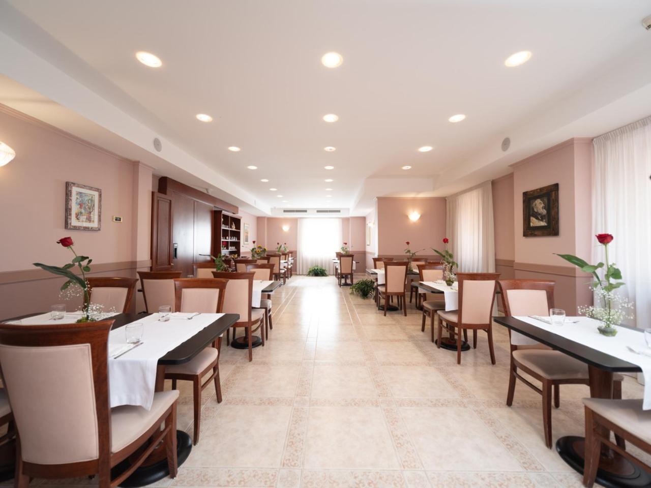 Hotel San Pio San Giovanni Rotondo Esterno foto